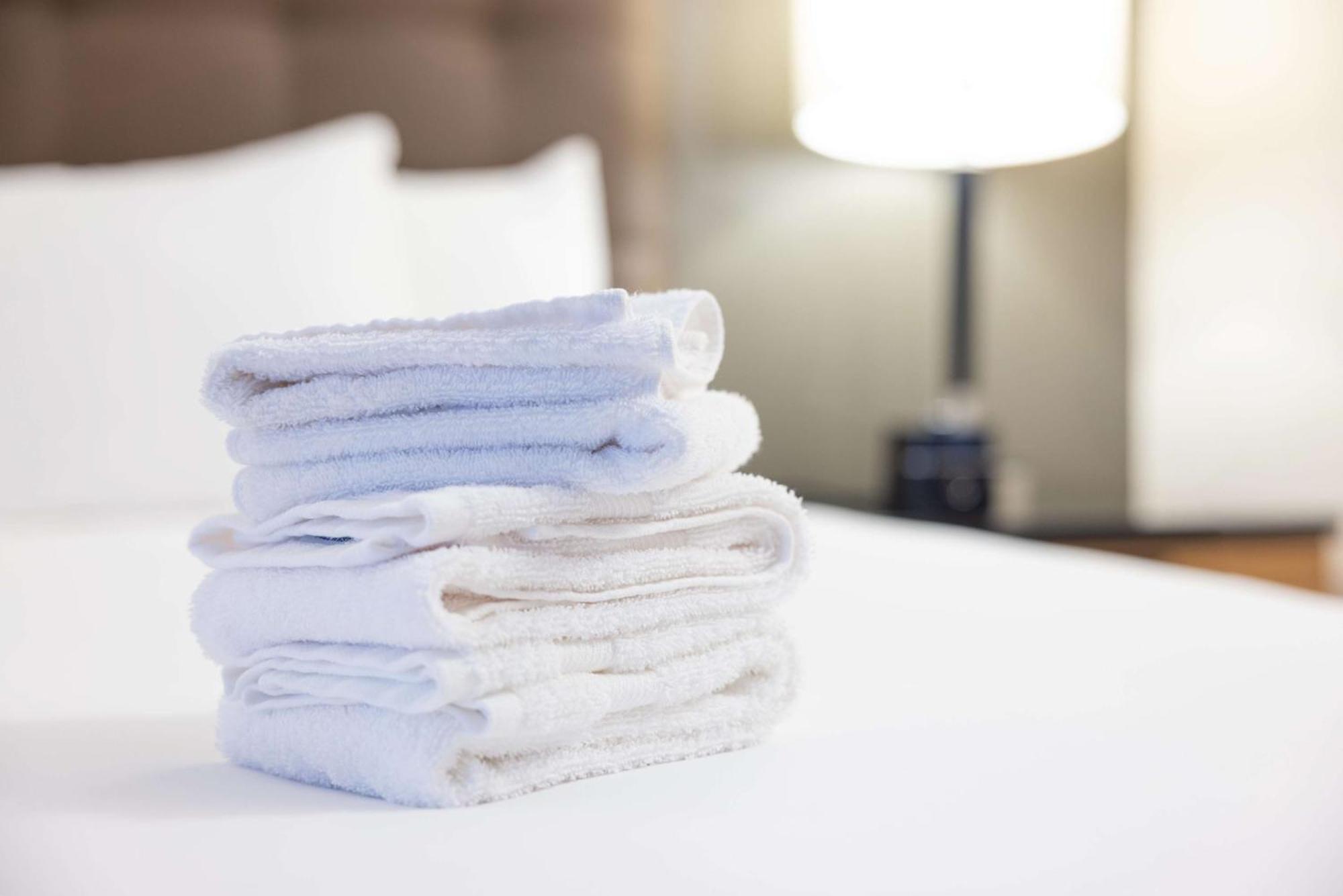 Drury Inn & Suites Терре-Хот Экстерьер фото